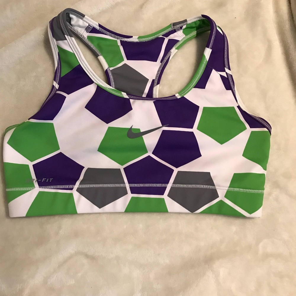 Small Nike sportsbra
